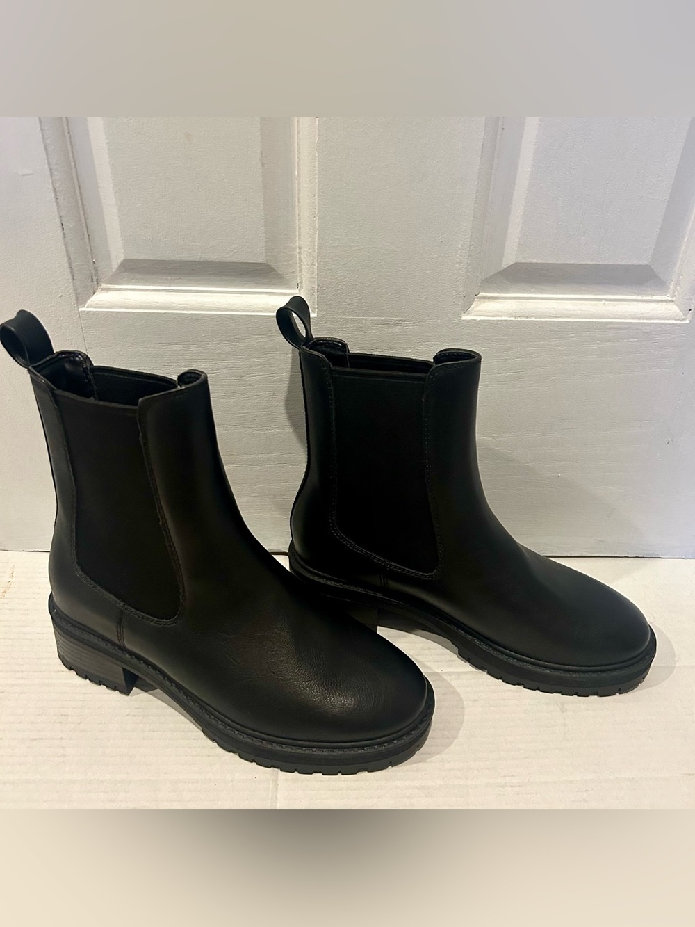 Classic Black Chelsea Booties - Women's Pull-On Ankle Boots